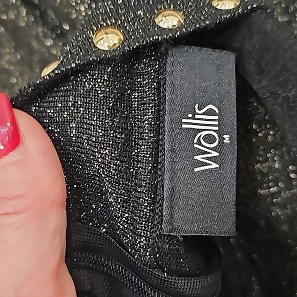 Wallis Black Gold Studded Cold Shoulder Mock Neck Tunic Sweater Top Size Medium - Picture 11 of 12